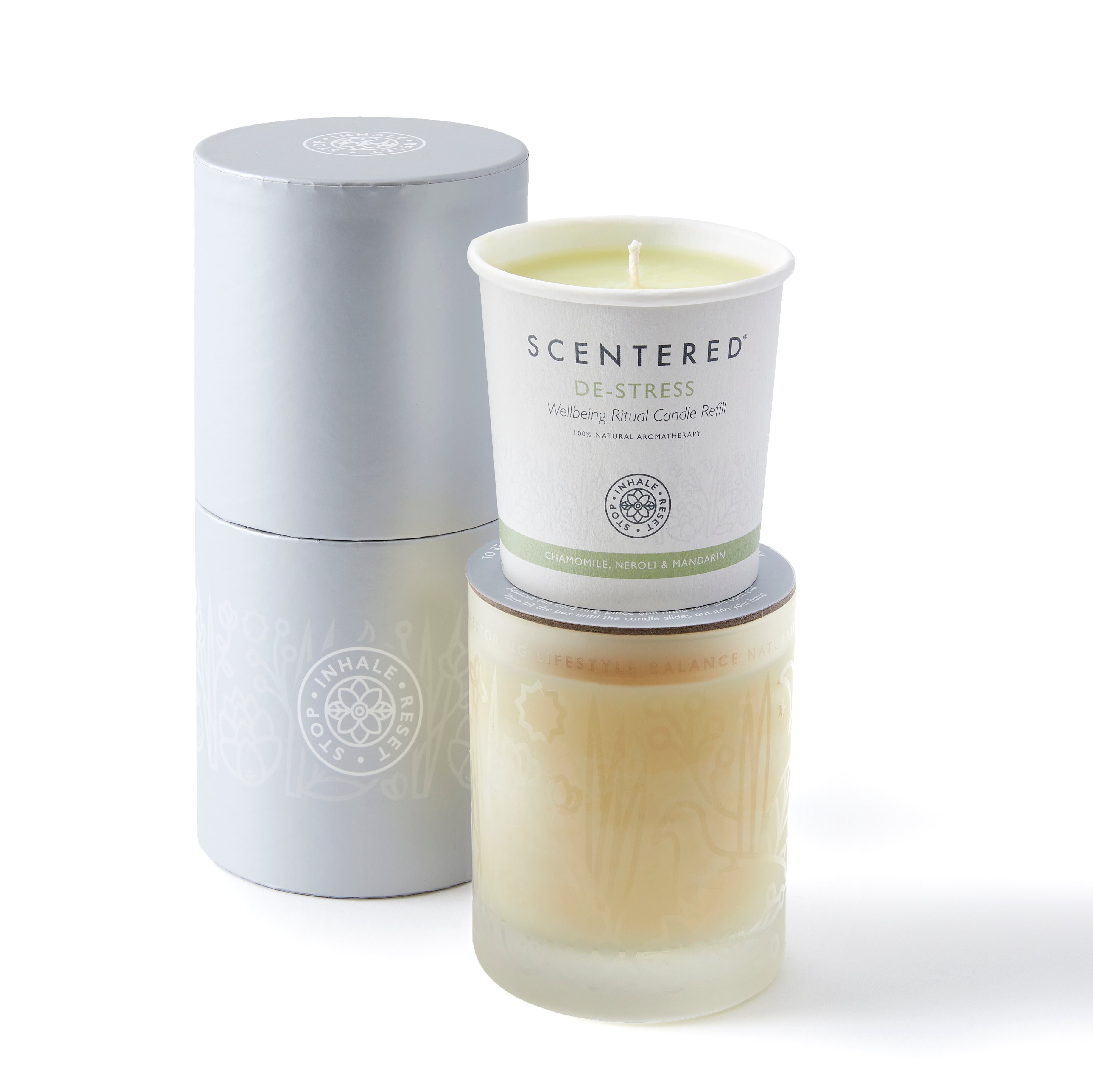 Our candles provide a long-lasting, clean burn, thanks to the high-quality essential oils.